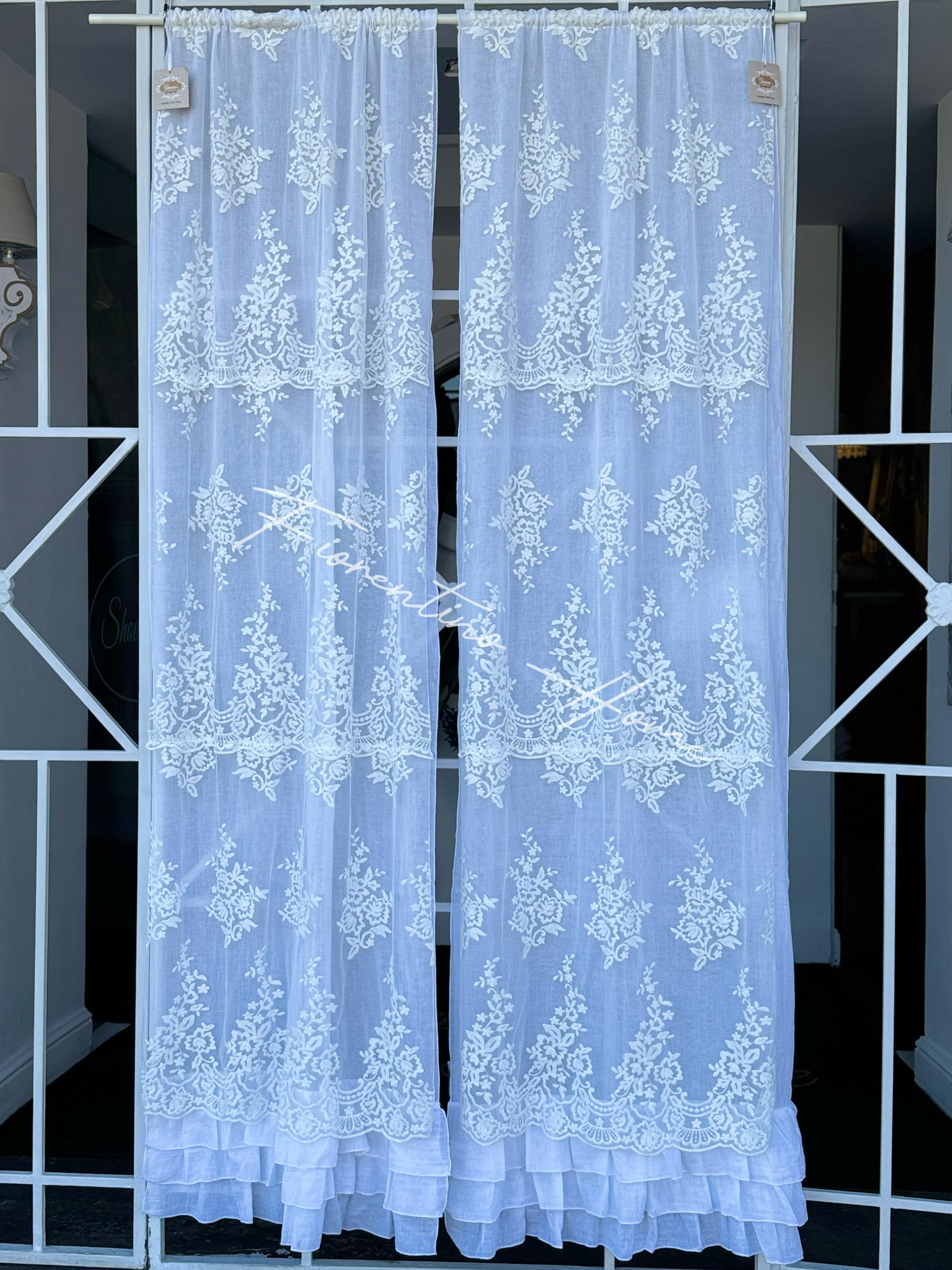 Vetrage in pizzo Royal con balze in garza di cotone bianco